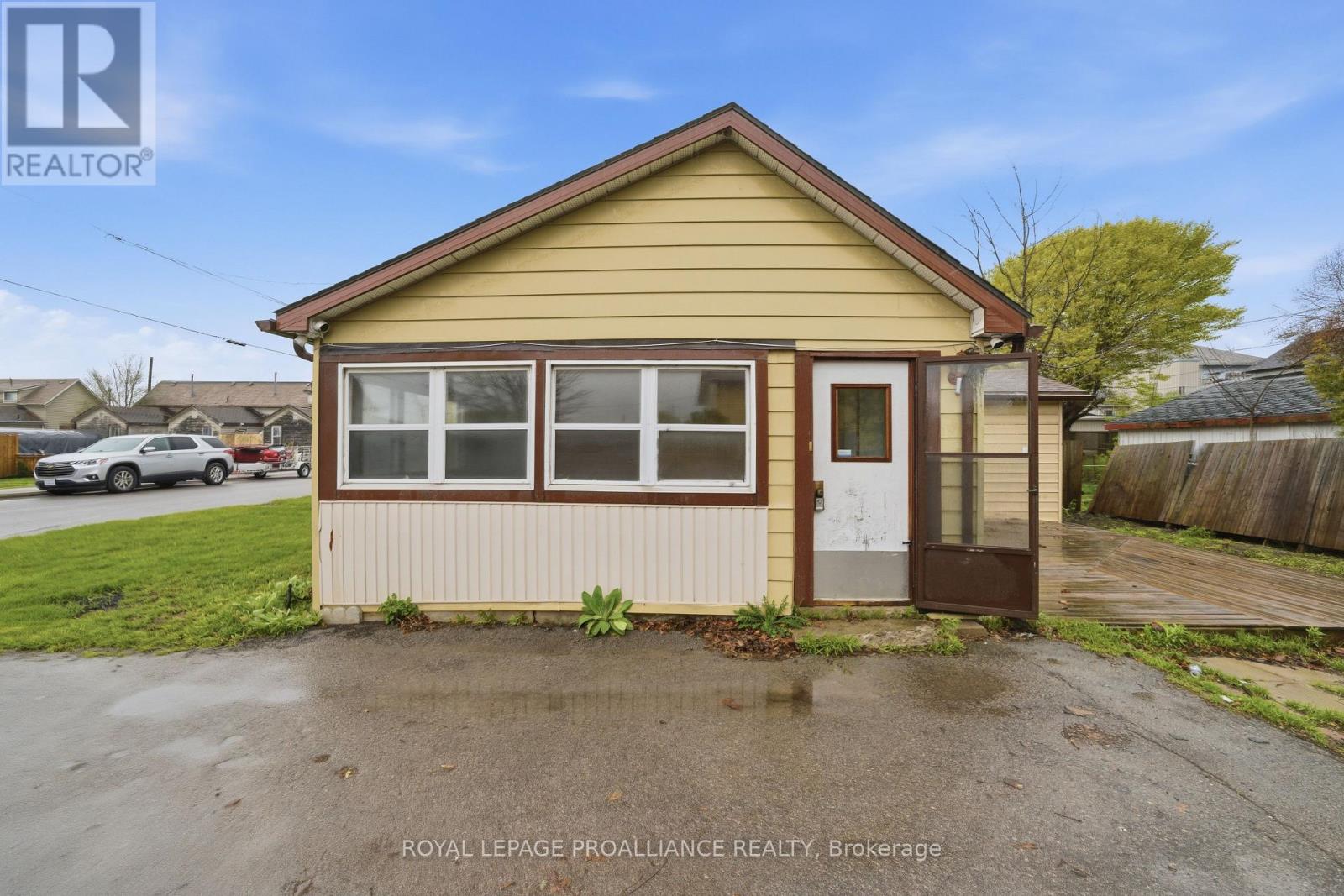 58 John Street, Quinte West (Trenton Ward), Ontario  K8V 1J8 - Photo 28 - X13134340