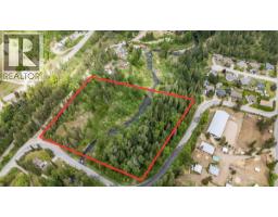 Lot A BLUEBIRD Road, Fruitvale, British Columbia