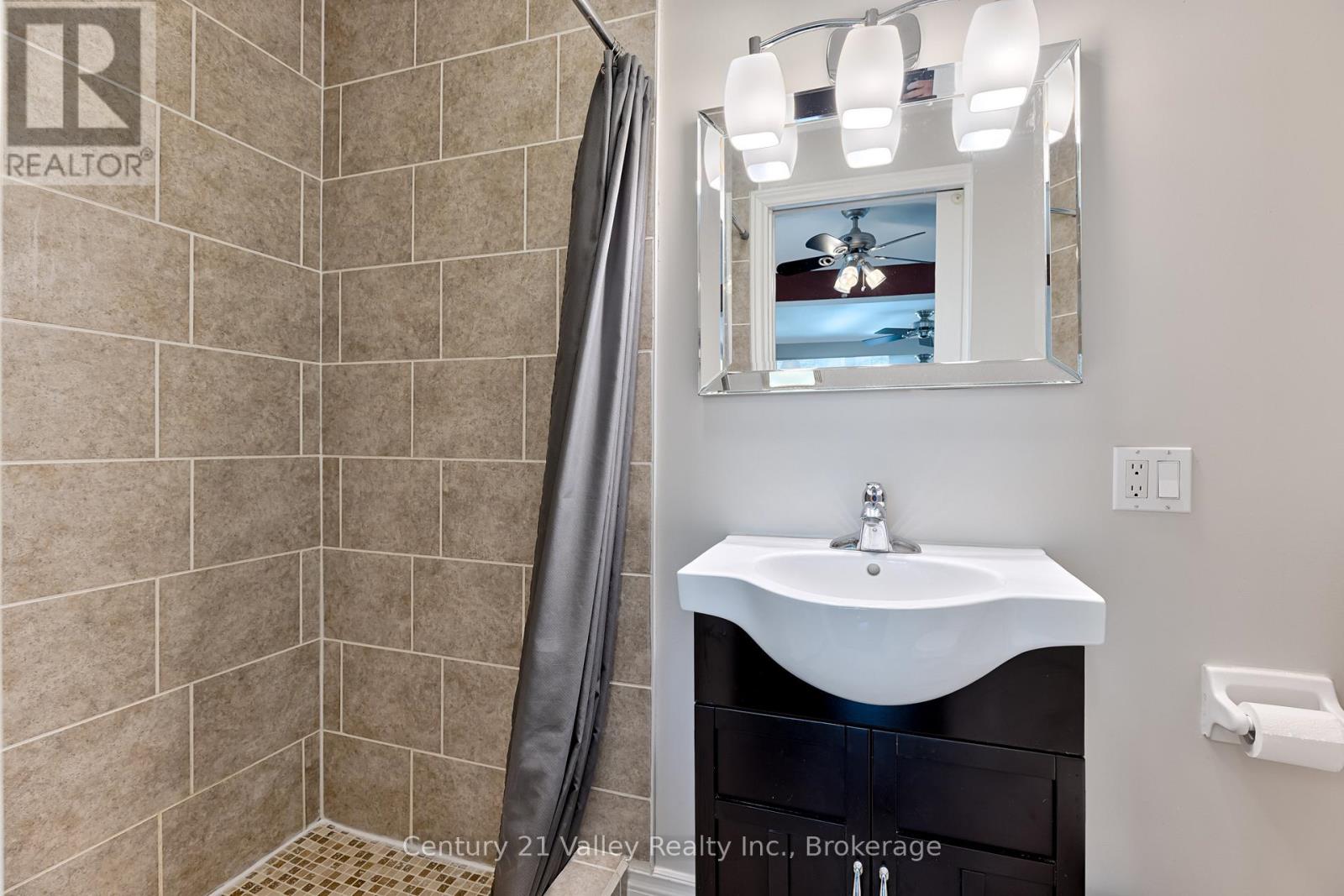 36 Colony Lane, Greater Madawaska, Ontario  K0J 1H0 - Photo 32 - X13134002
