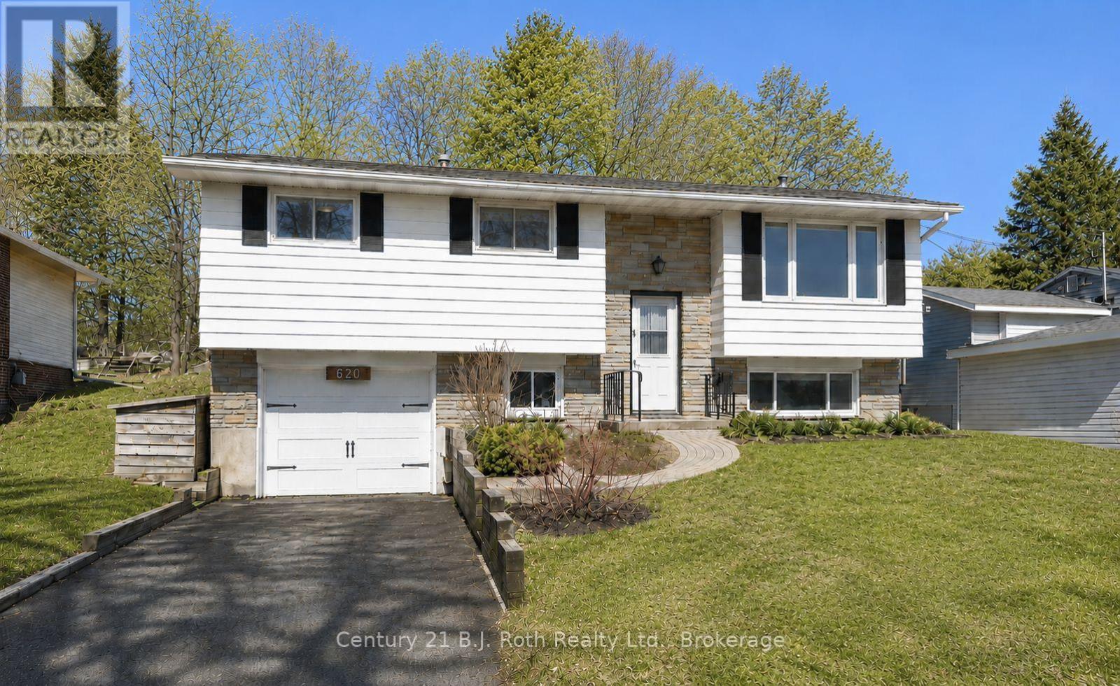 620 PINEDALE ROAD, gravenhurst (muskoka (s)), Ontario