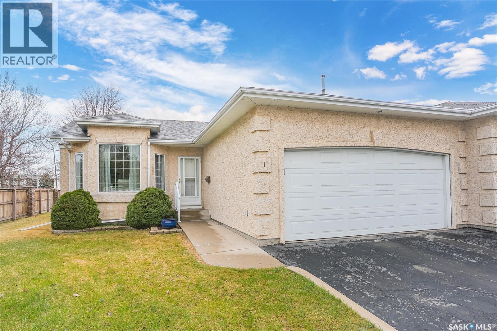 1 135 Pinehouse Drive, Saskatoon, Saskatchewan  S7K 5W1 - Photo 2 - SK036018