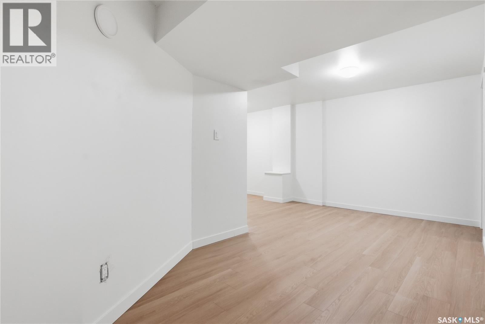 2201 Broadway Avenue, Saskatoon, Saskatchewan  S7J 0Y5 - Photo 32 - SK035978