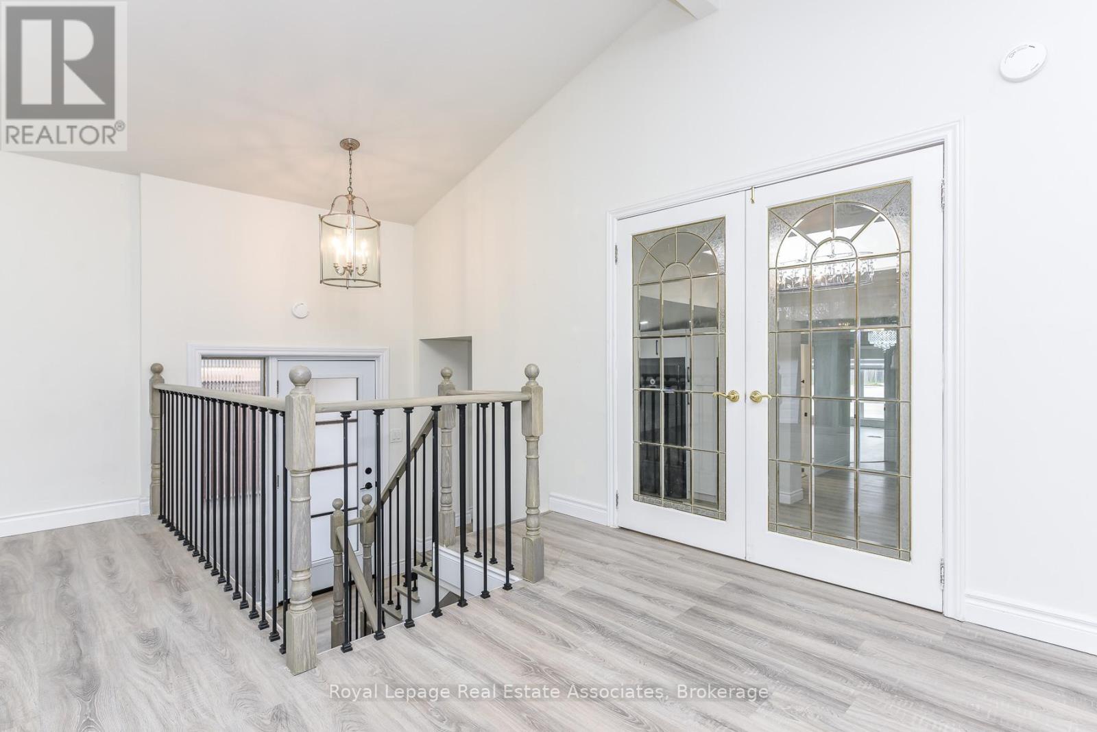 665 Kipling Avenue, Toronto, Ontario  M8Z 5G2 - Photo 7 - W13109256