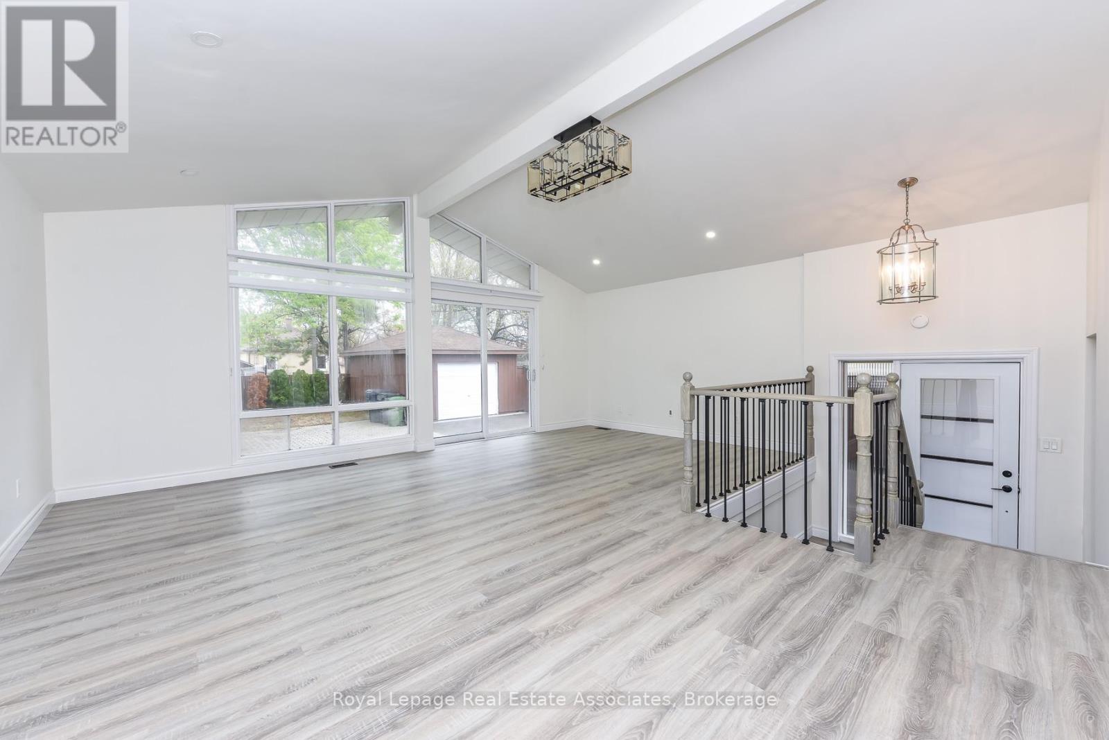 665 Kipling Avenue, Toronto, Ontario  M8Z 5G2 - Photo 9 - W13109256
