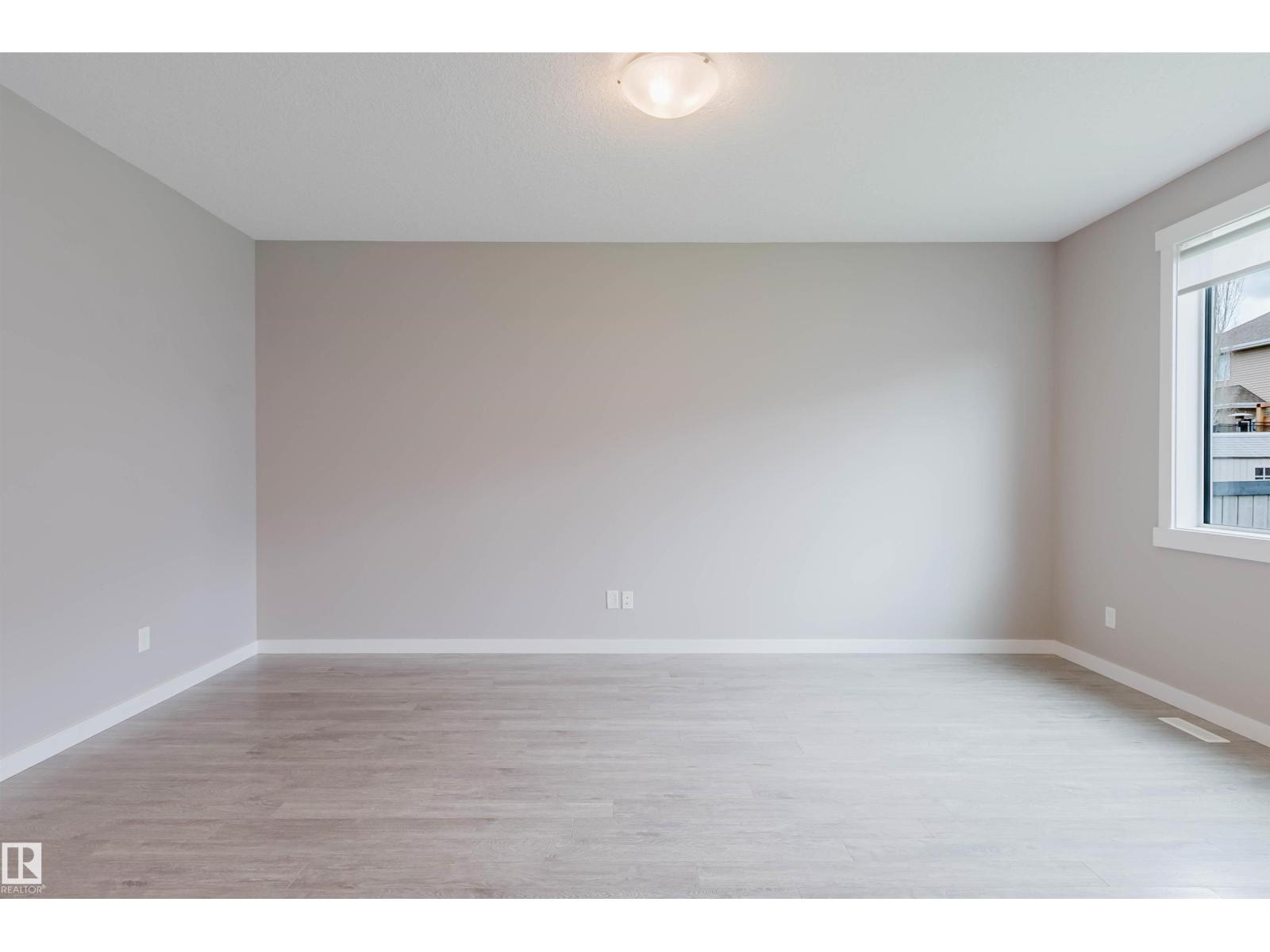 7827 18 Av Sw, Edmonton, Alberta  T6X 0Z8 - Photo 11 - E4487992