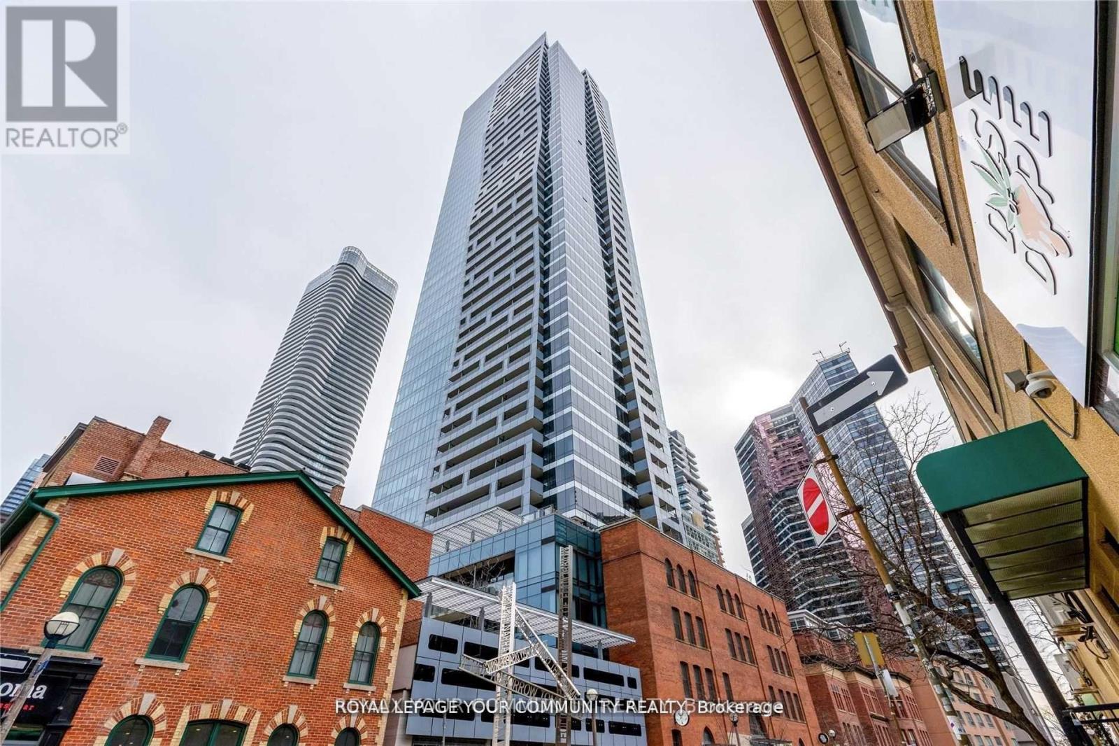 4310 - 5 St  Joseph Street, Toronto, Ontario  M4Y 1J6 - Photo 2 - C13134076