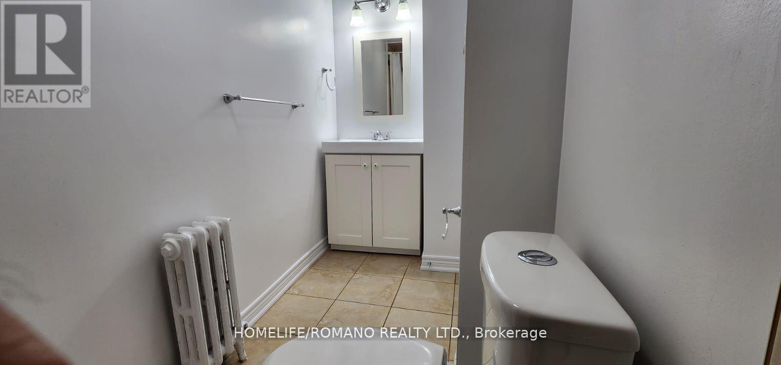 C - 177 Robina Avenue, Toronto, Ontario  M6C 3Y8 - Photo 12 - C13134100