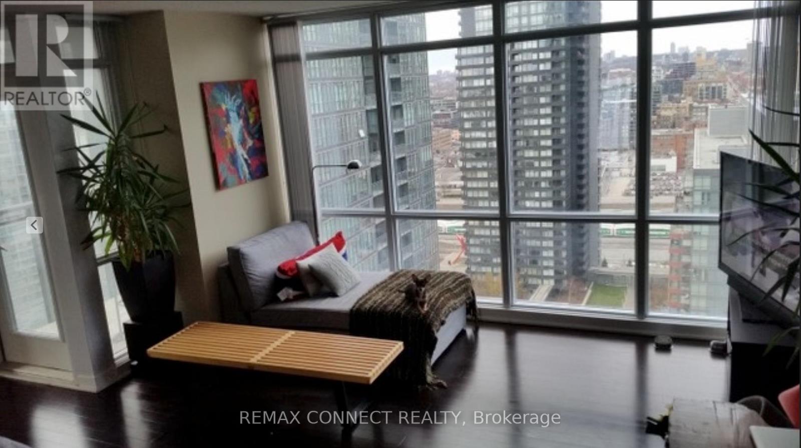 3003 - 11 Brunel Court, Toronto, Ontario  M5V 3Y3 - Photo 2 - C13134226