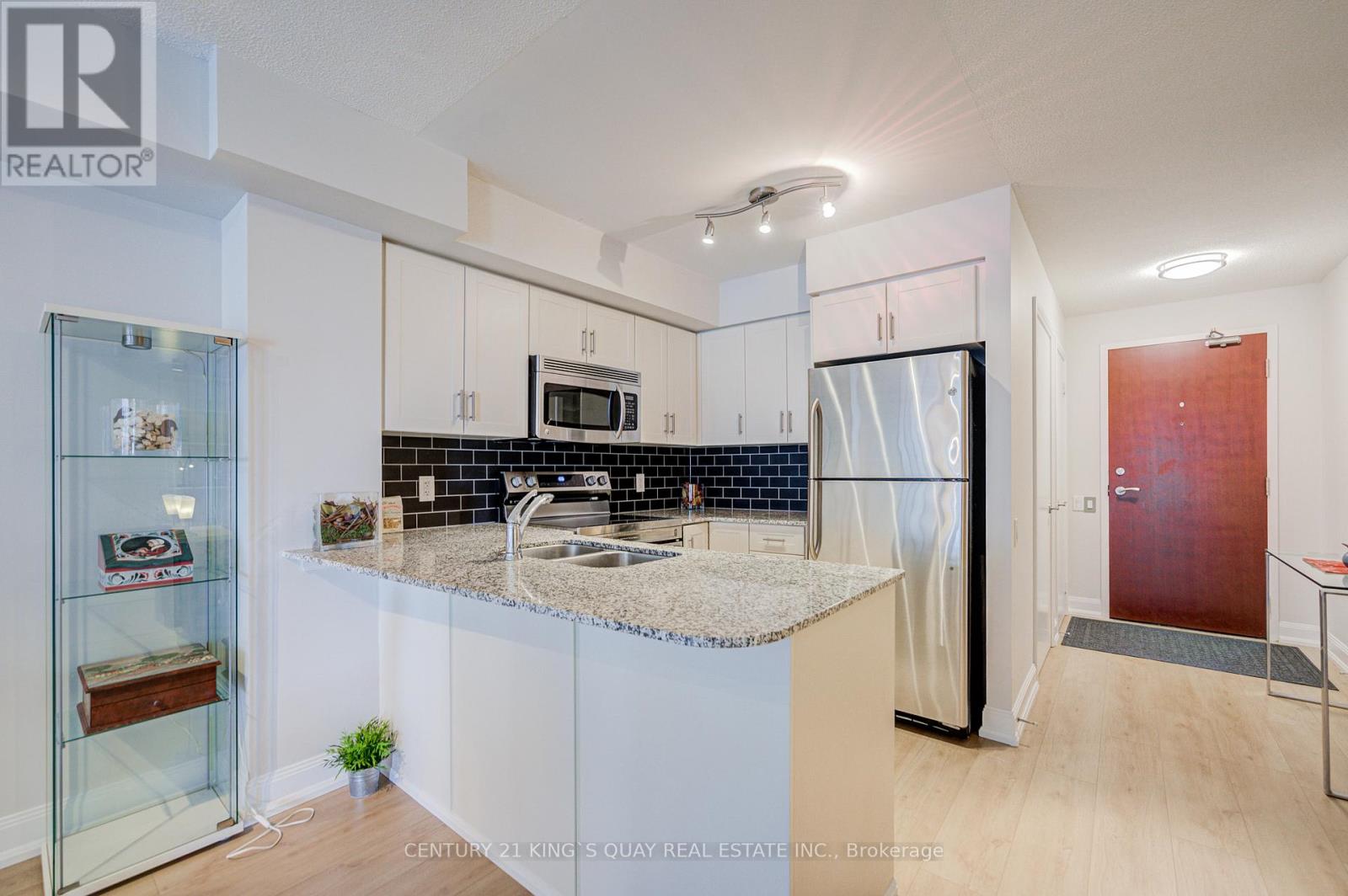 2403 - 2181 Yonge Street, Toronto, Ontario M4S 3H7 - Photo 10 - C13134284