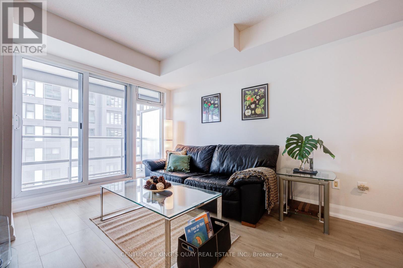 2403 - 2181 Yonge Street, Toronto, Ontario M4S 3H7 - Photo 16 - C13134284