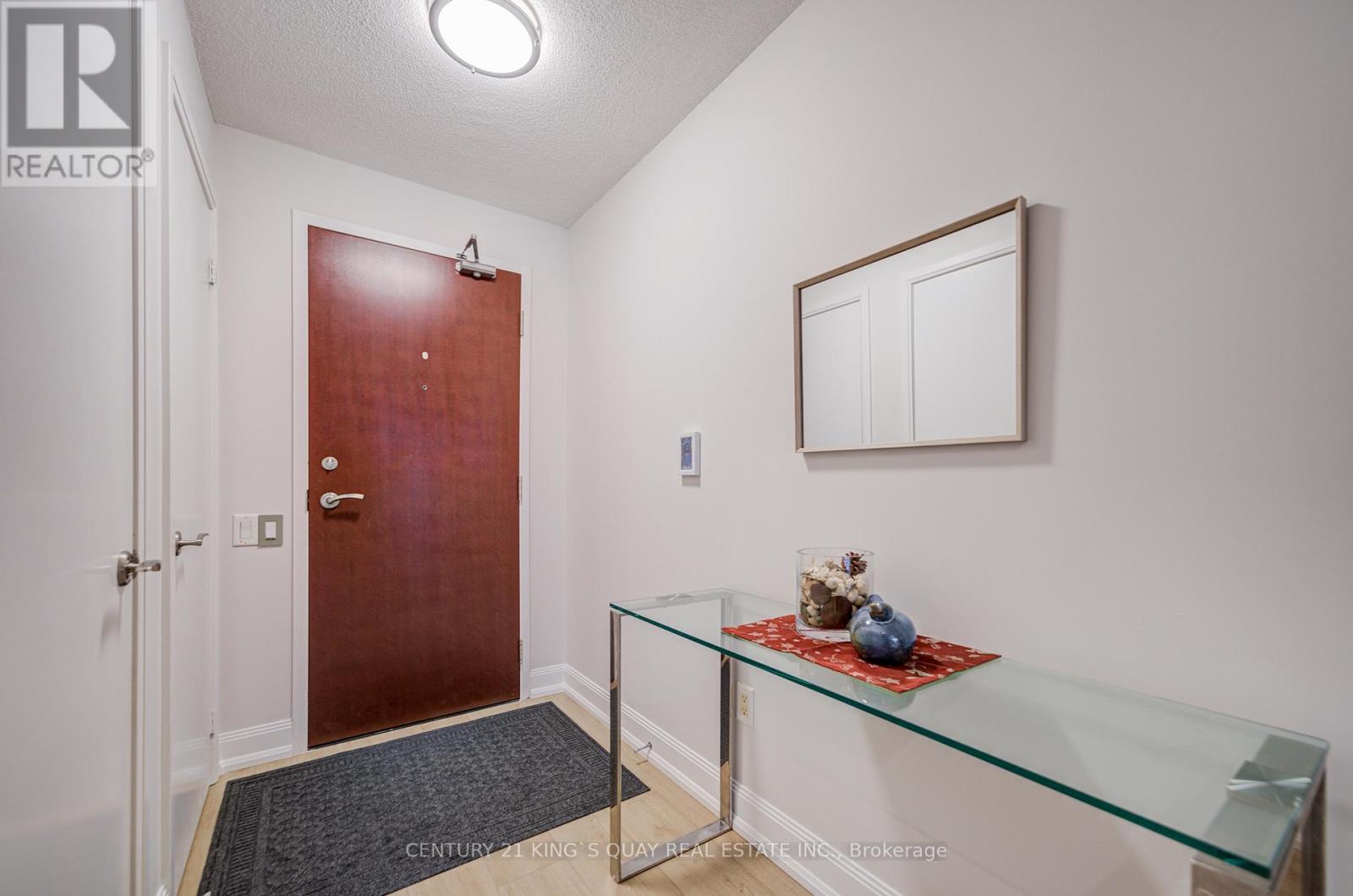2403 - 2181 Yonge Street, Toronto, Ontario M4S 3H7 - Photo 6 - C13134284
