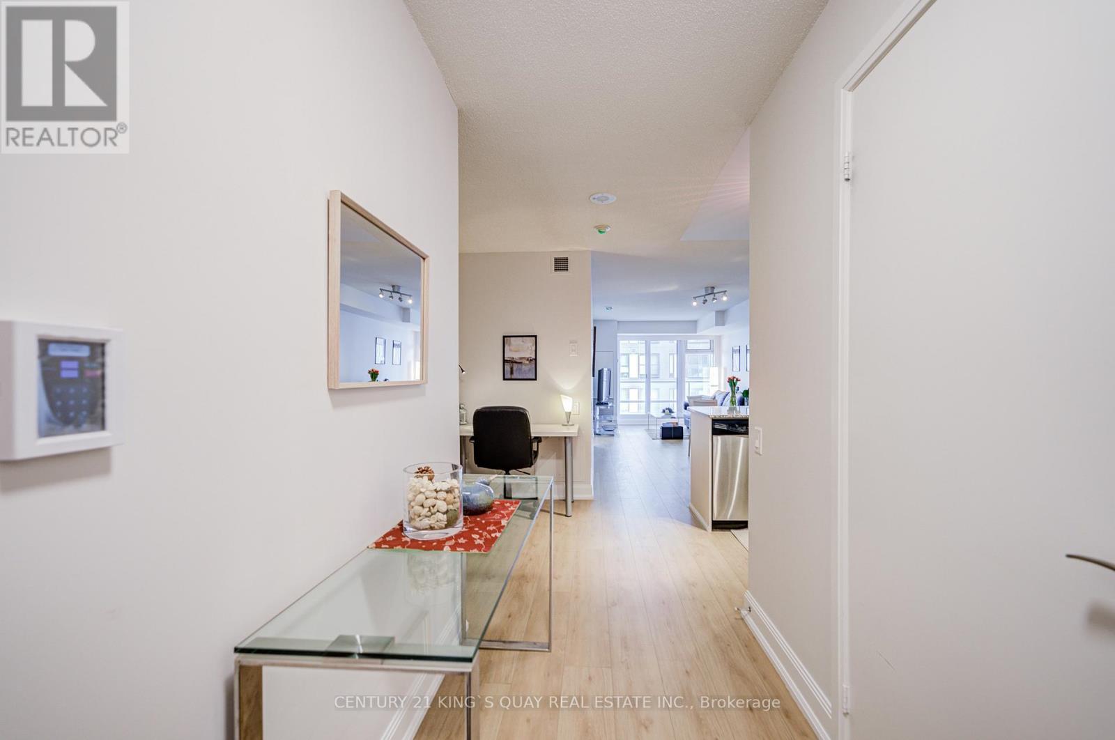 2403 - 2181 Yonge Street, Toronto, Ontario M4S 3H7 - Photo 7 - C13134284