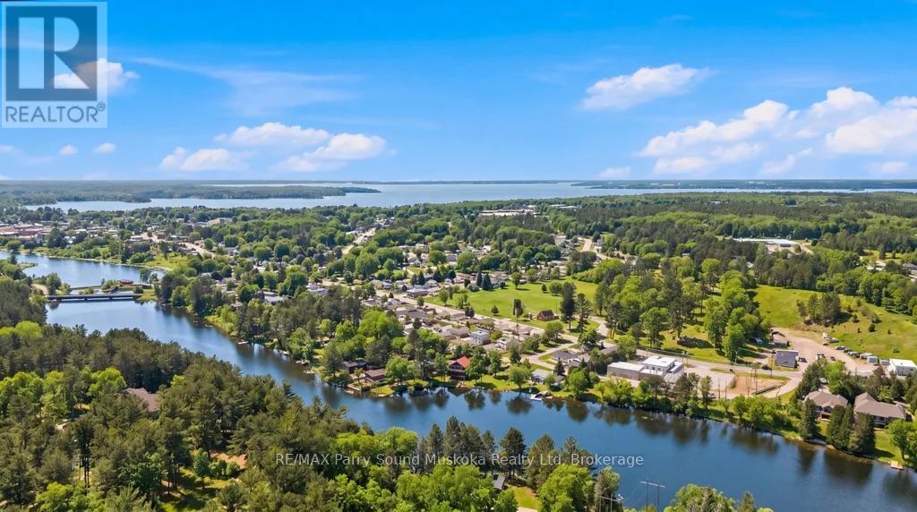 110d Louisa Street, Parry Sound, Ontario  P2A 2V3 - Photo 27 - X12837130