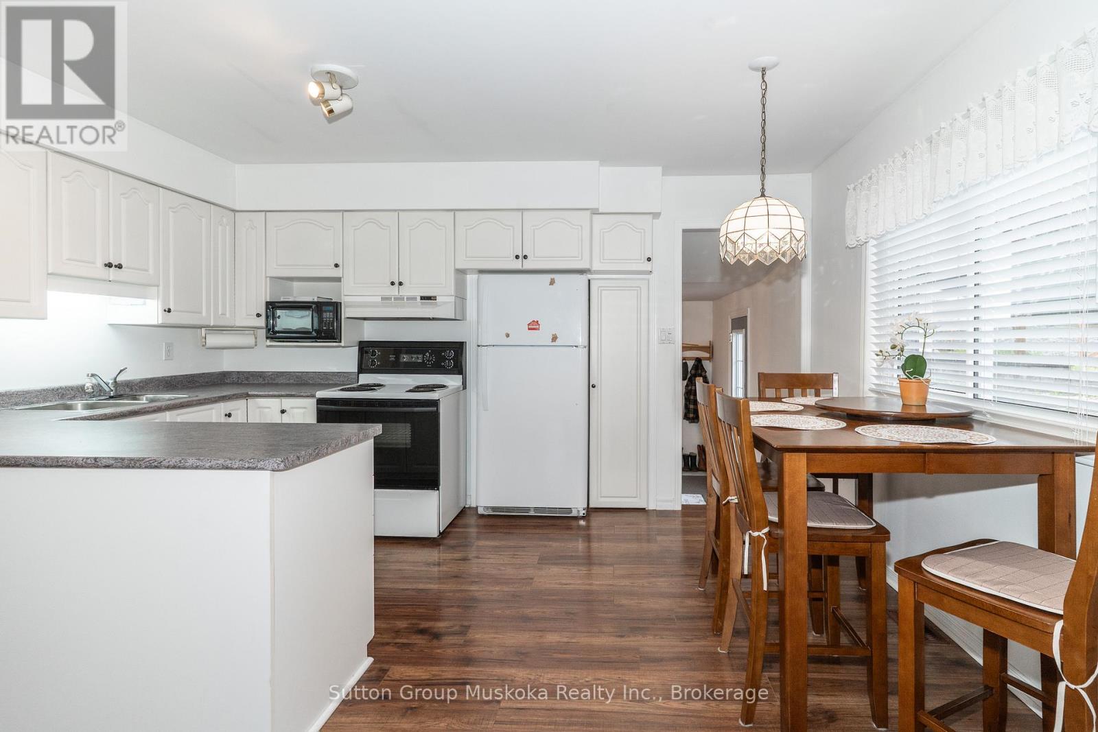 64 Spruce Drive, Huntsville, Ontario  P0B 1L0 - Photo 13 - X13131536