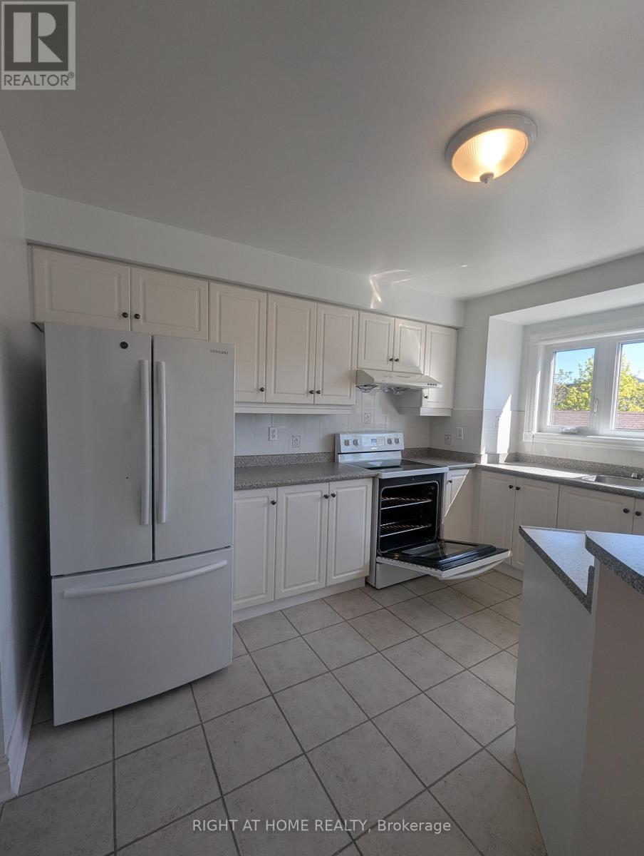 193 Shirley Drive, Richmond Hill, Ontario  L4S 1T3 - Photo 8 - N13132412