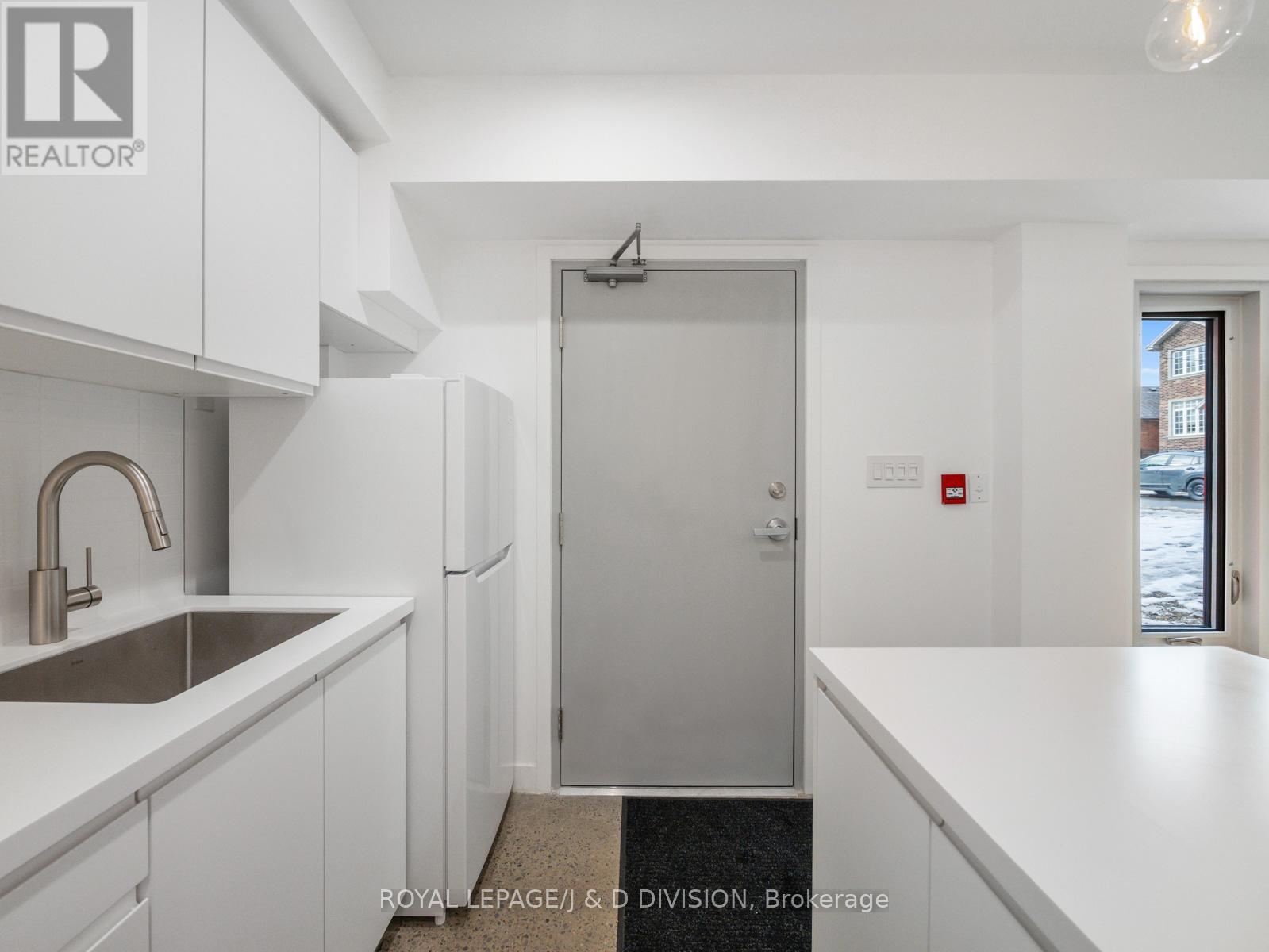 G3 - 325 Sammon Avenue, Toronto, Ontario  M4J 2A1 - Photo 11 - E13134110