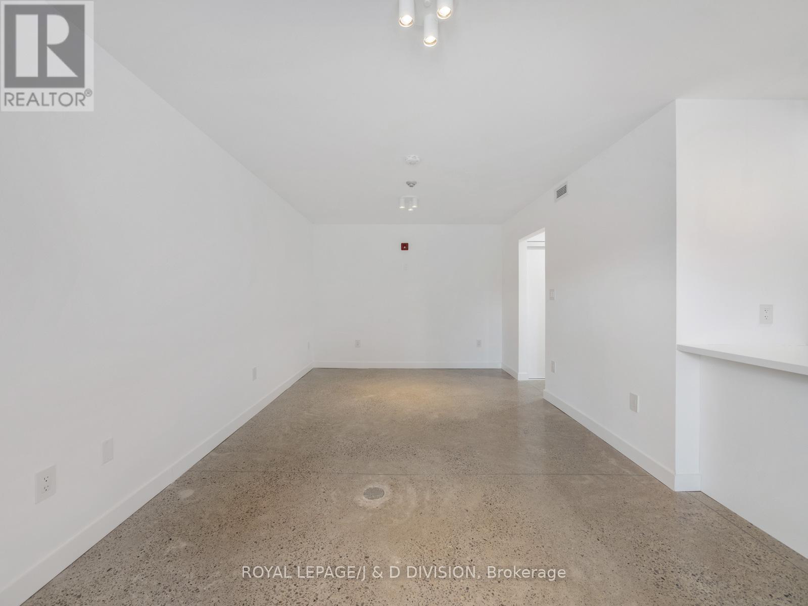 G3 - 325 Sammon Avenue, Toronto, Ontario  M4J 2A1 - Photo 6 - E13134110