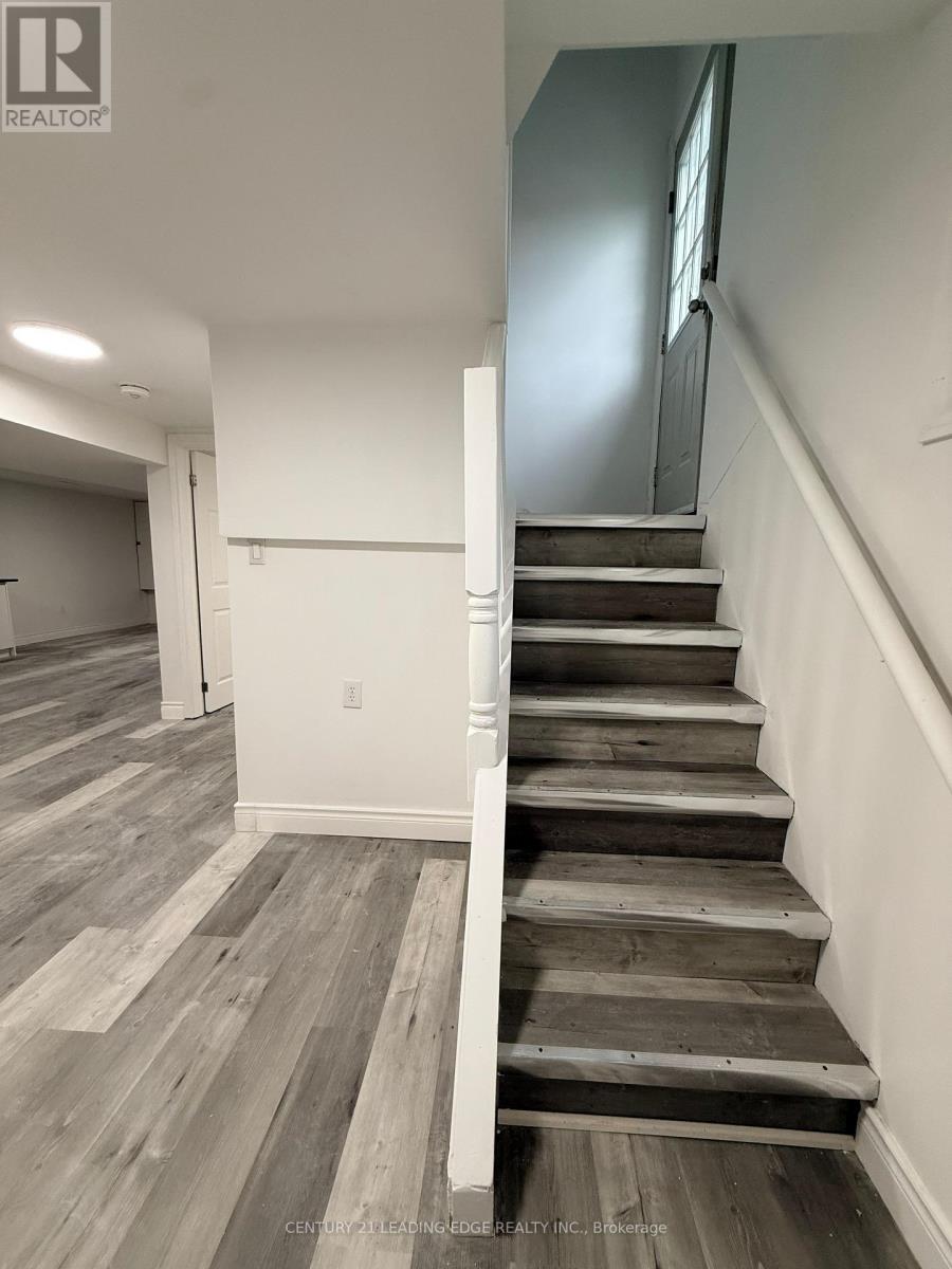 Lower - 104 Gatineau Street, Oshawa, Ontario  L1H 7G5 - Photo 2 - E13134158