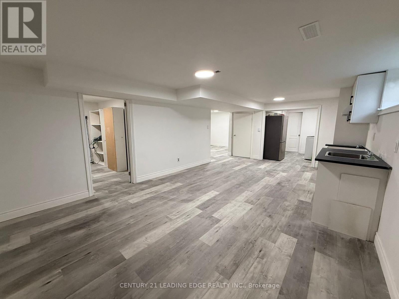 Lower - 104 Gatineau Street, Oshawa, Ontario  L1H 7G5 - Photo 8 - E13134158