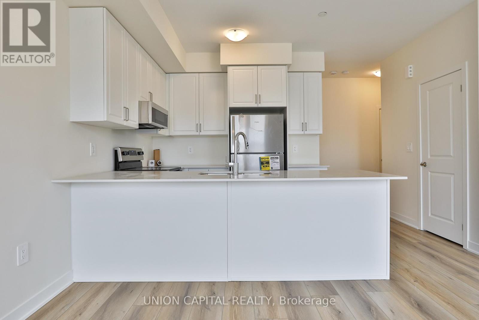 330 - 1695 Dersan Street, Pickering, Ontario  L1X 0S9 - Photo 6 - E13134260