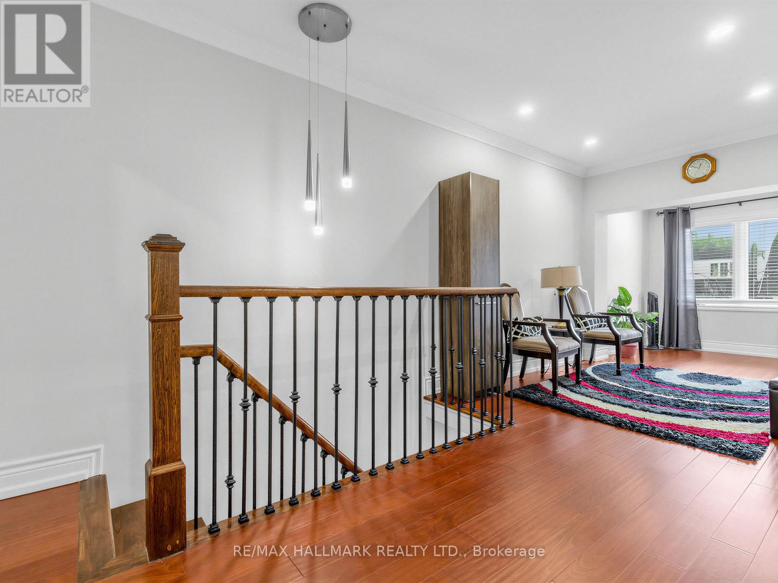 64 Donlands Avenue, Toronto, Ontario  M4J 3N8 - Photo 14 - E13134298