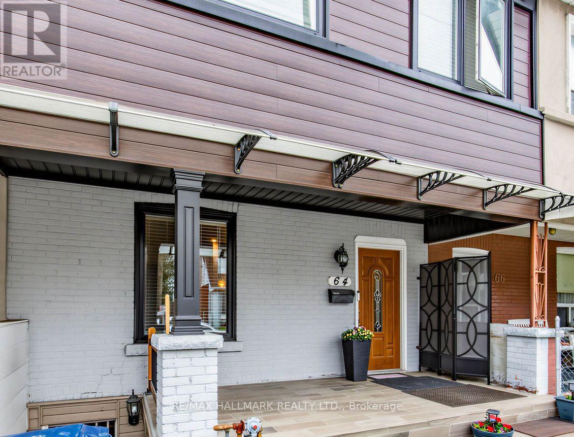 64 Donlands Avenue, Toronto, Ontario  M4J 3N8 - Photo 2 - E13134298
