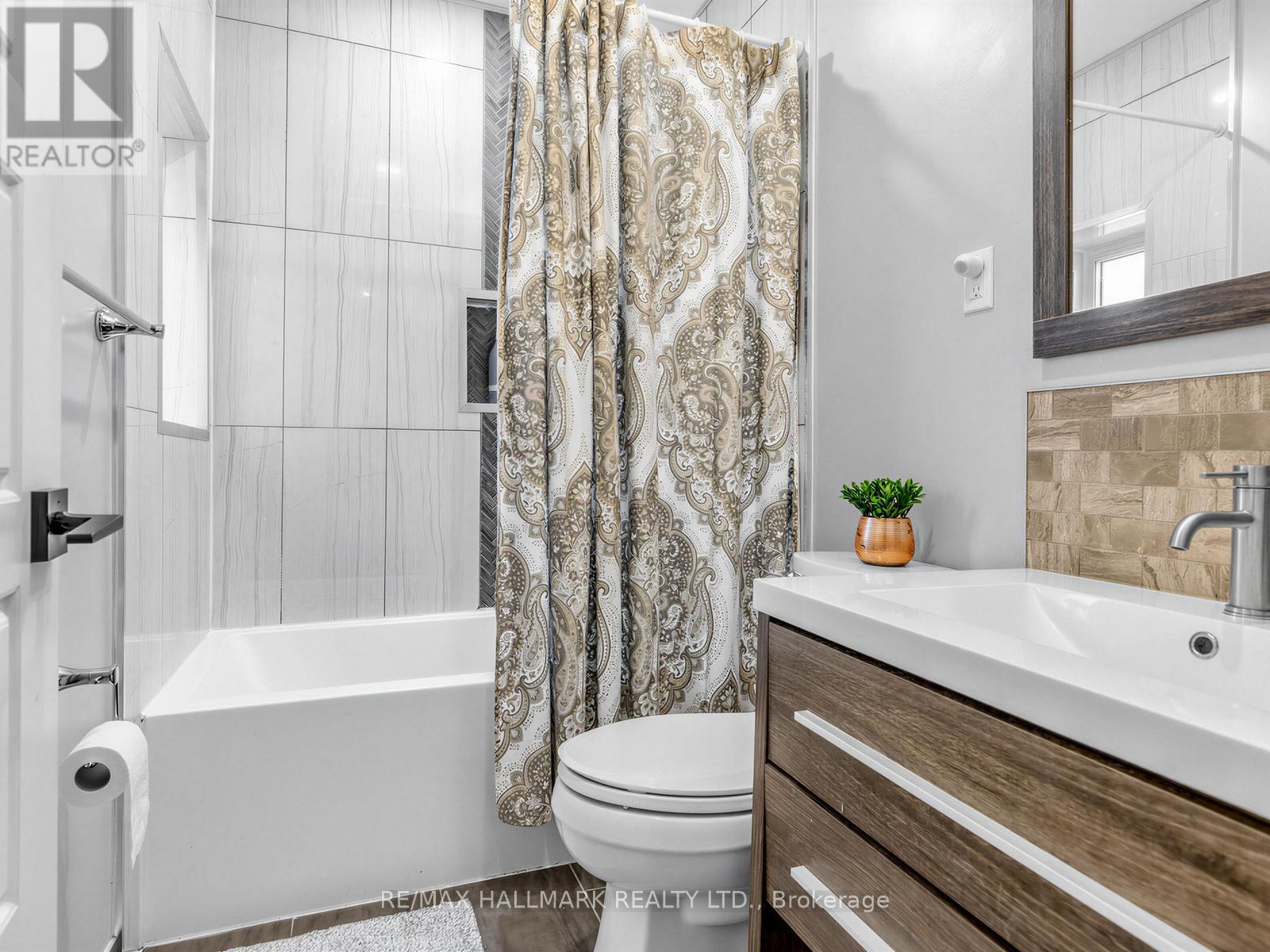 64 Donlands Avenue, Toronto, Ontario  M4J 3N8 - Photo 26 - E13134298