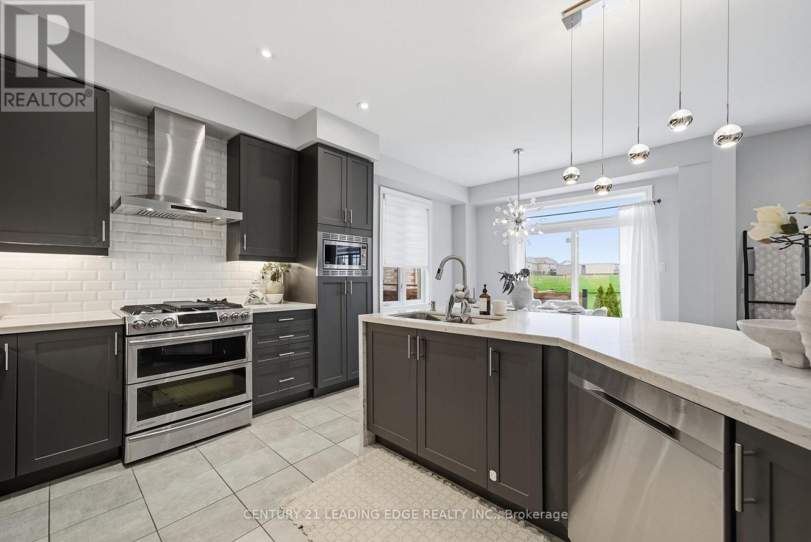 134 Hurst Drive, Ajax, Ontario  L1T 0N9 - Photo 12 - E13134338