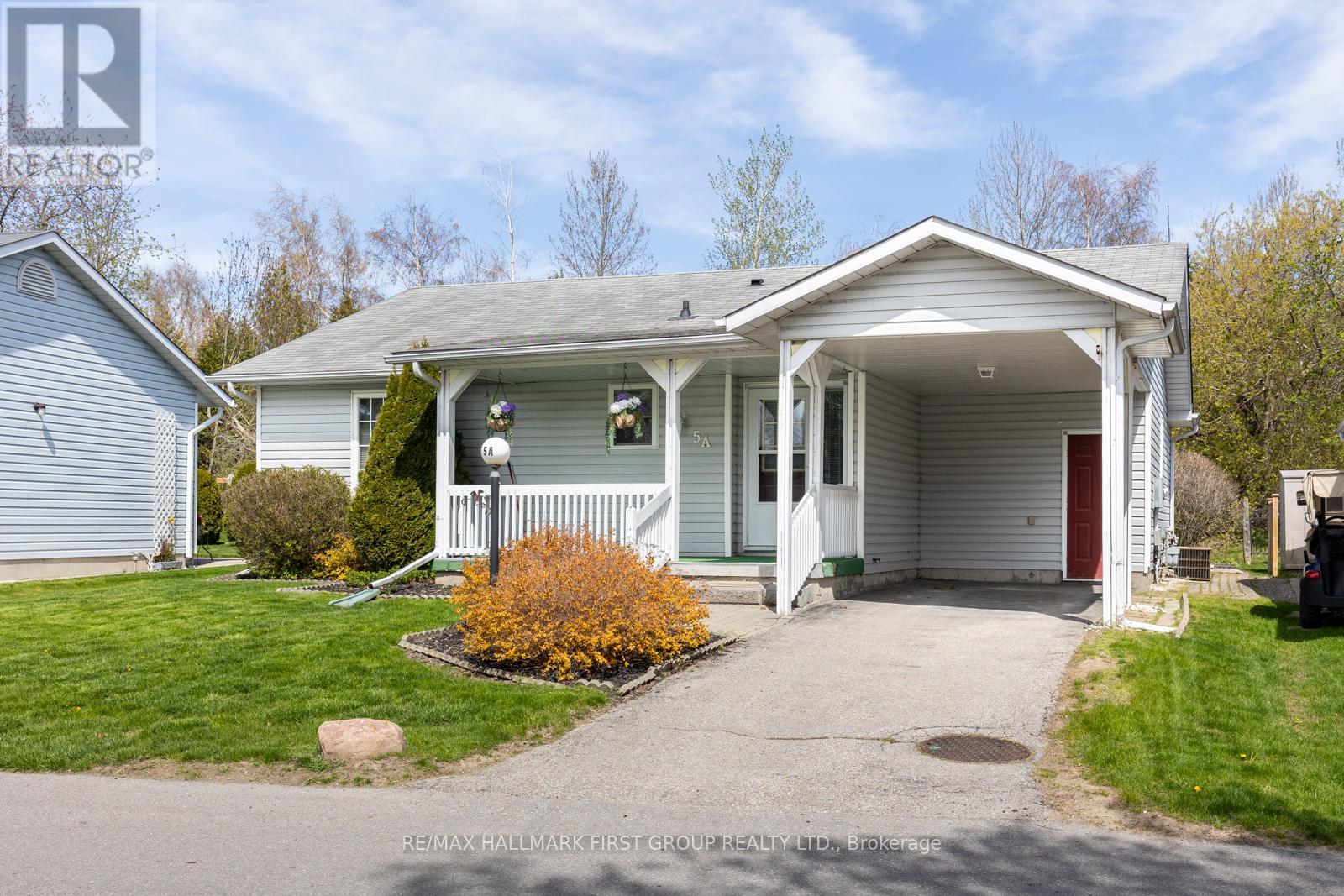 5a Fairway Drive, Clarington, Ontario  L1B 1B6 - Photo 1 - E13134366