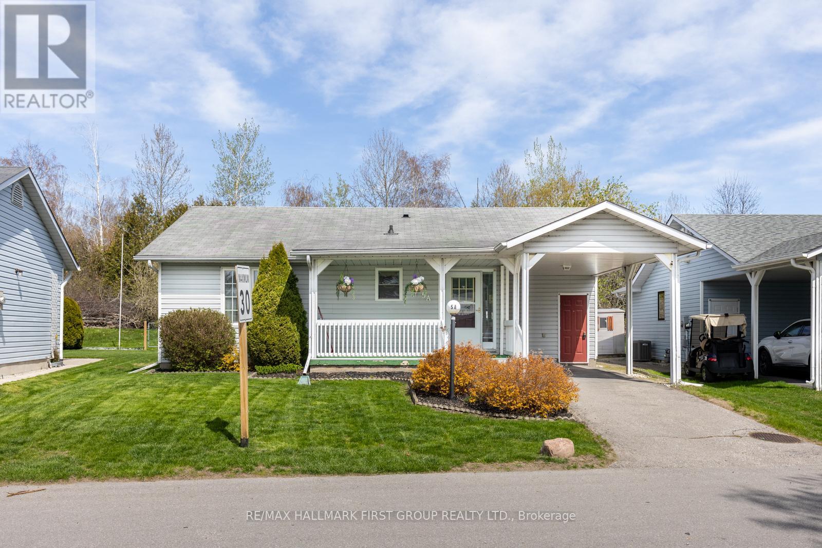 5a Fairway Drive, Clarington, Ontario  L1B 1B6 - Photo 2 - E13134366
