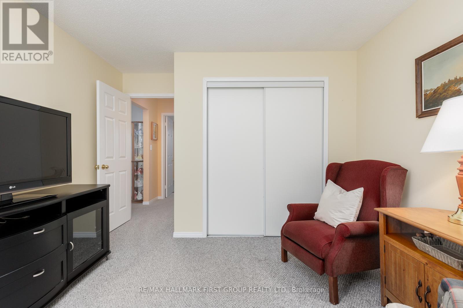5a Fairway Drive, Clarington, Ontario  L1B 1B6 - Photo 23 - E13134366