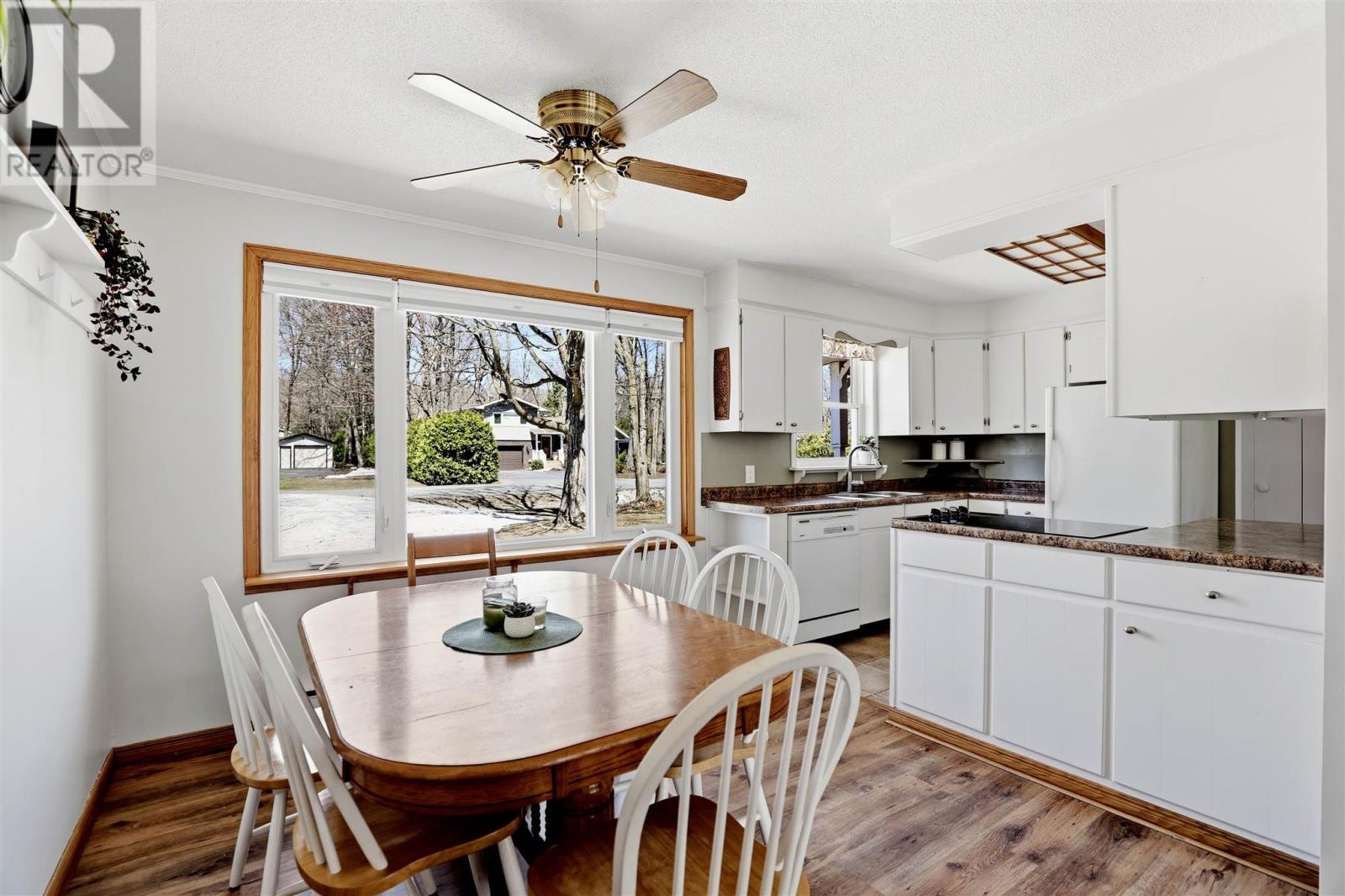 161 Mcqueen Rd, Sault Ste. Marie, Ontario  P6C 6E3 - Photo 13 - SM260889