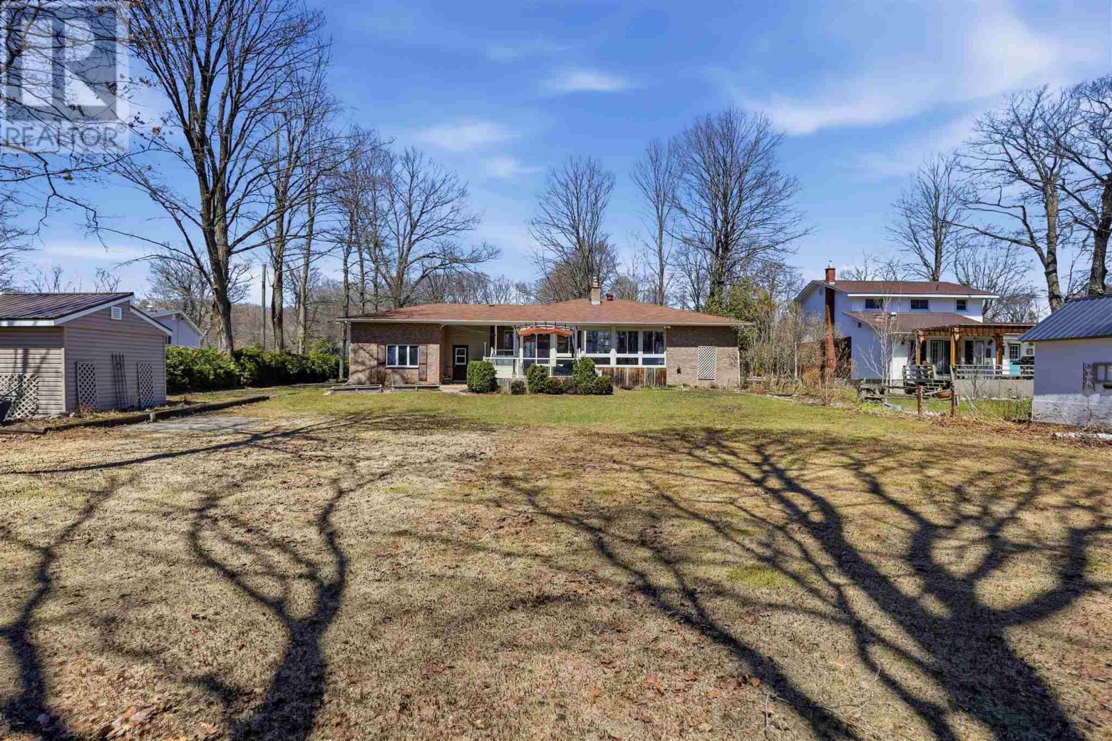 161 Mcqueen Rd, Sault Ste. Marie, Ontario  P6C 6E3 - Photo 42 - SM260889