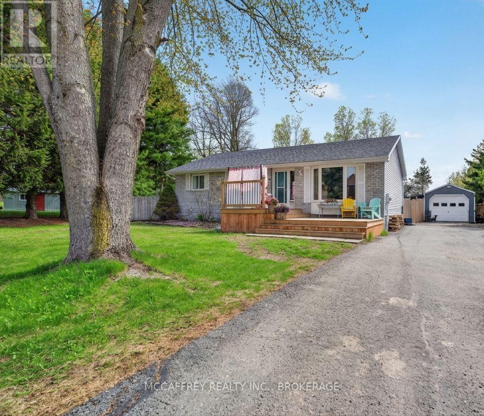 26 Dollar Crescent, Greater Napanee, Ontario K7R 3K7 - Photo 1 - X13121406
