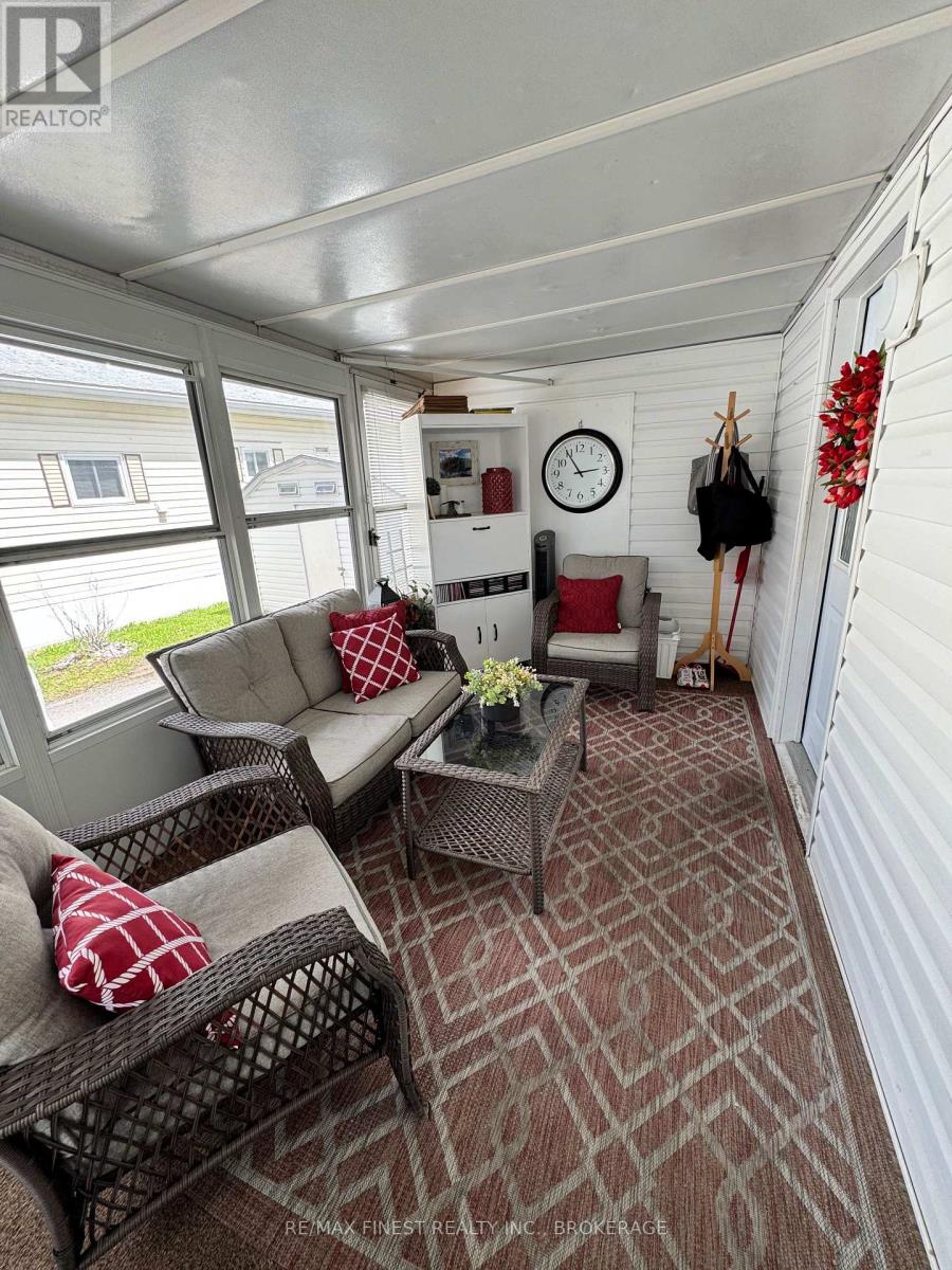 13 Wentworth Drive, Kingston, Ontario  K7K 5E1 - Photo 3 - X13134282