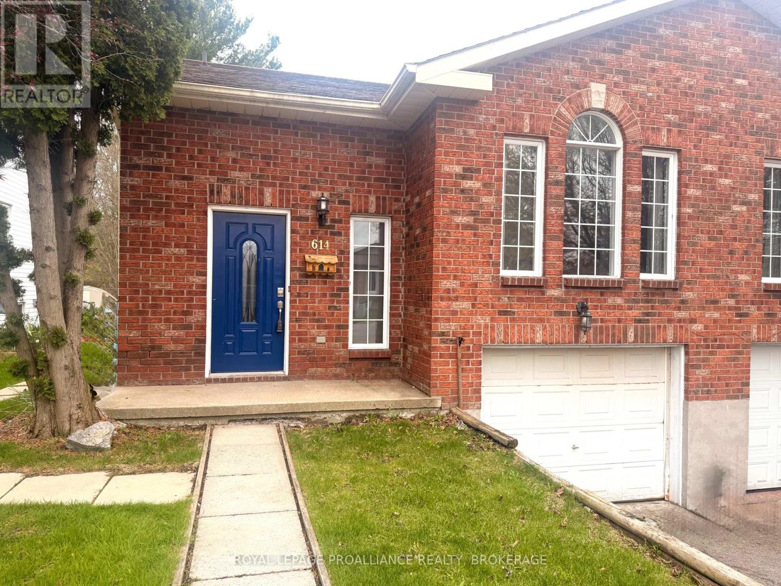 614 BARNSLEY CRESCENT, Kingston, Ontario