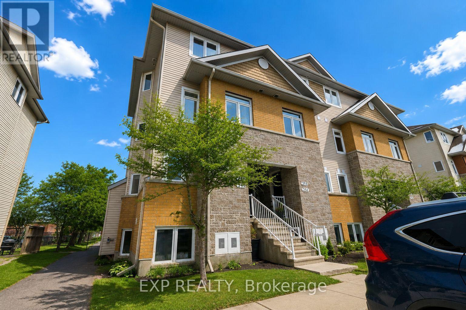 247 FIR LANE, North Grenville, Ontario