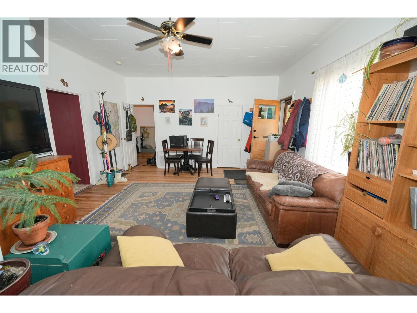 408 Mill Street, Nelson, British Columbia  V1L 4R9 - Photo 3 - 10387496