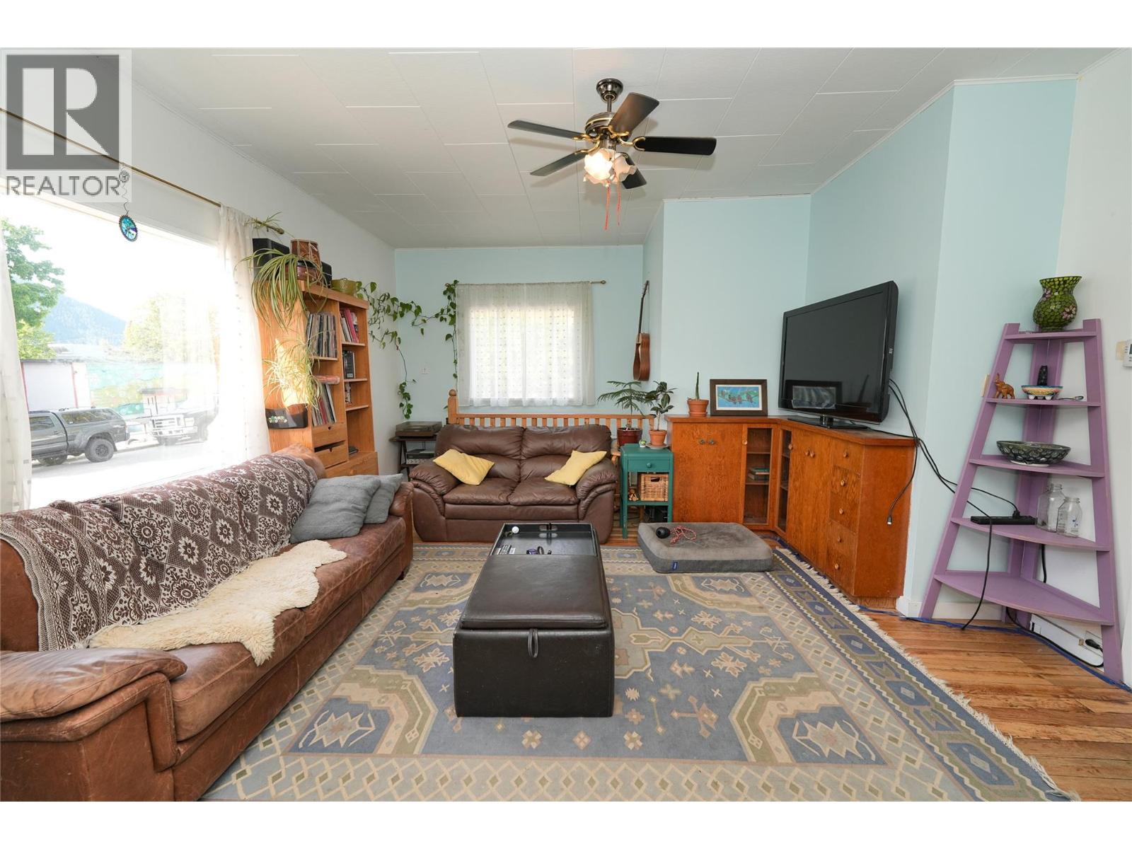 408 Mill Street, Nelson, British Columbia  V1L 4R9 - Photo 5 - 10387496