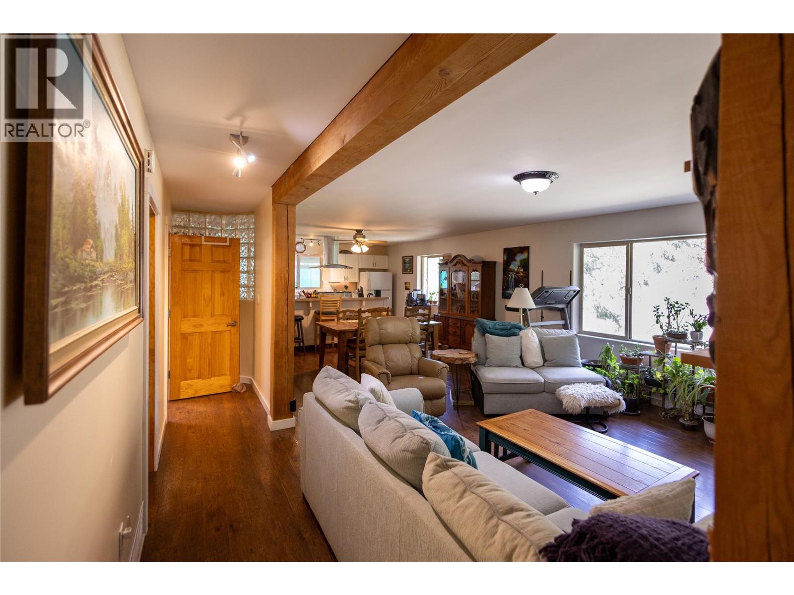 3637 6 Highway, Passmore, British Columbia  V0G 2J0 - Photo 16 - 10387293