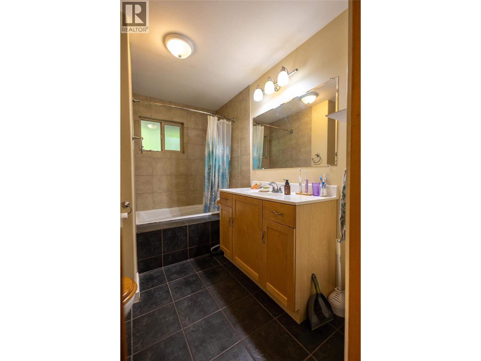 3637 6 Highway, Passmore, British Columbia  V0G 2J0 - Photo 25 - 10387293