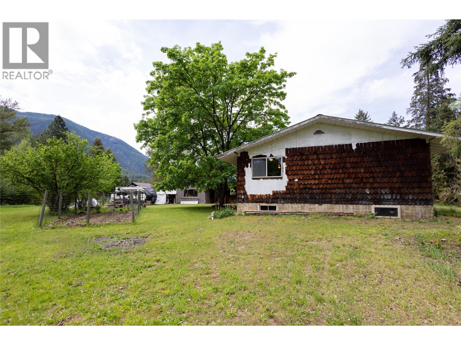 3637 6 Highway, Passmore, British Columbia  V0G 2J0 - Photo 41 - 10387293