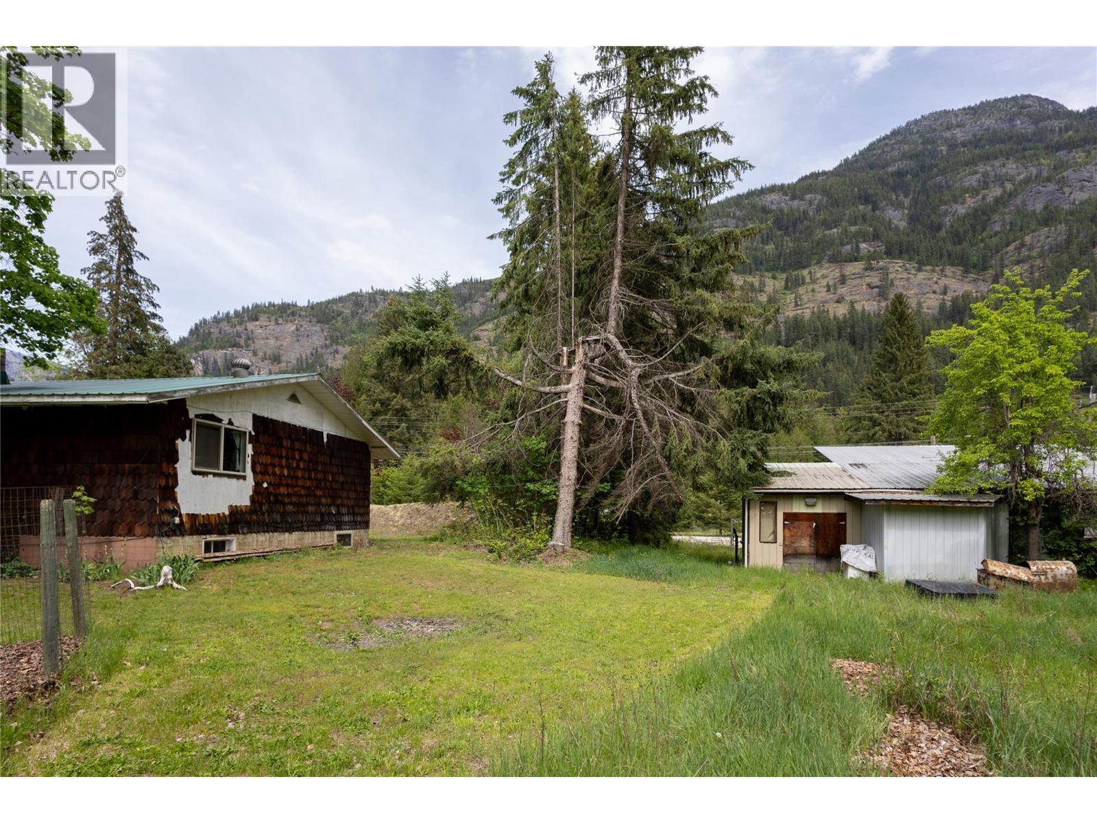 3637 6 Highway, Passmore, British Columbia  V0G 2J0 - Photo 42 - 10387293