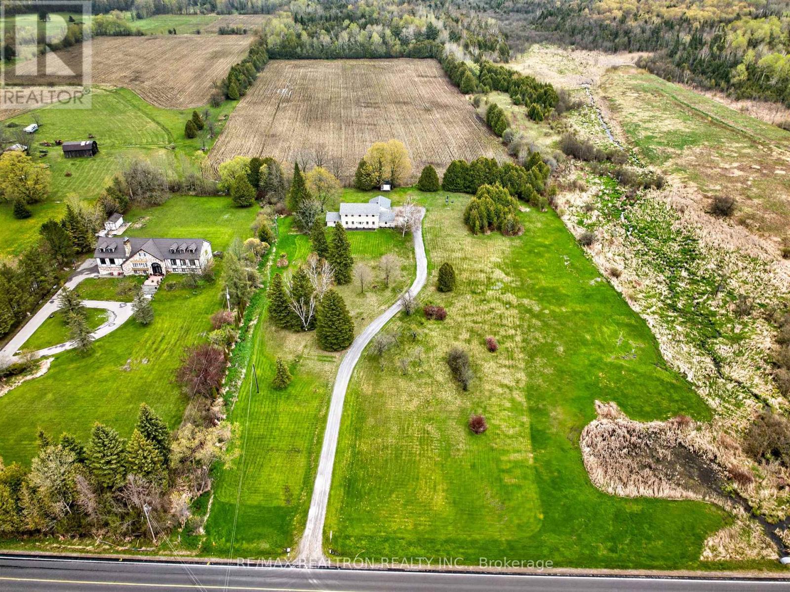 17755 Warden Avenue, East Gwillimbury, Ontario  L0G 1V0 - Photo 4 - N13134154