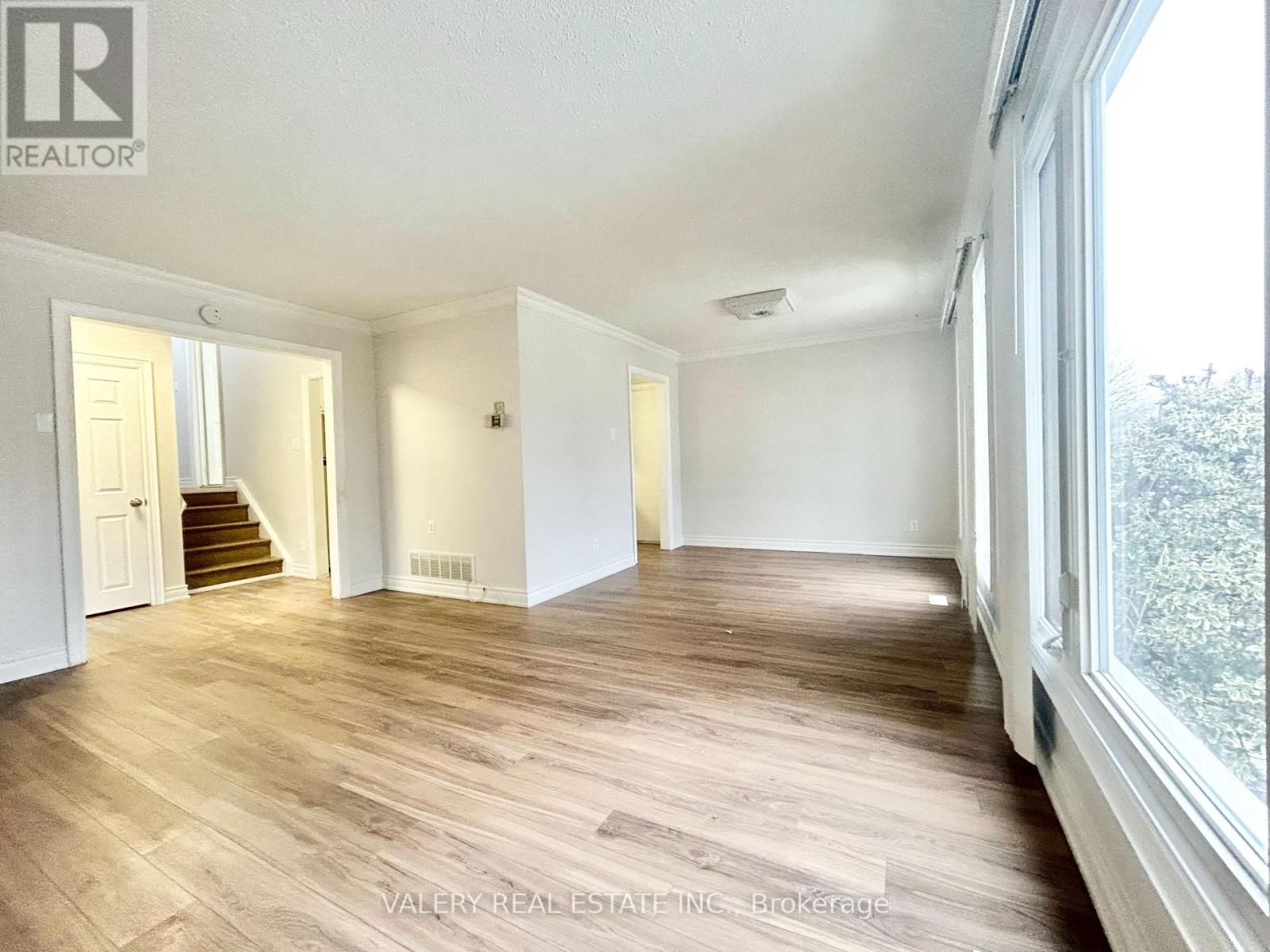Main - 69 Maplegrove Avenue, Bradford West Gwillimbury (Bradford), Ontario  L3Z 1R9 - Photo 5 - N13134266