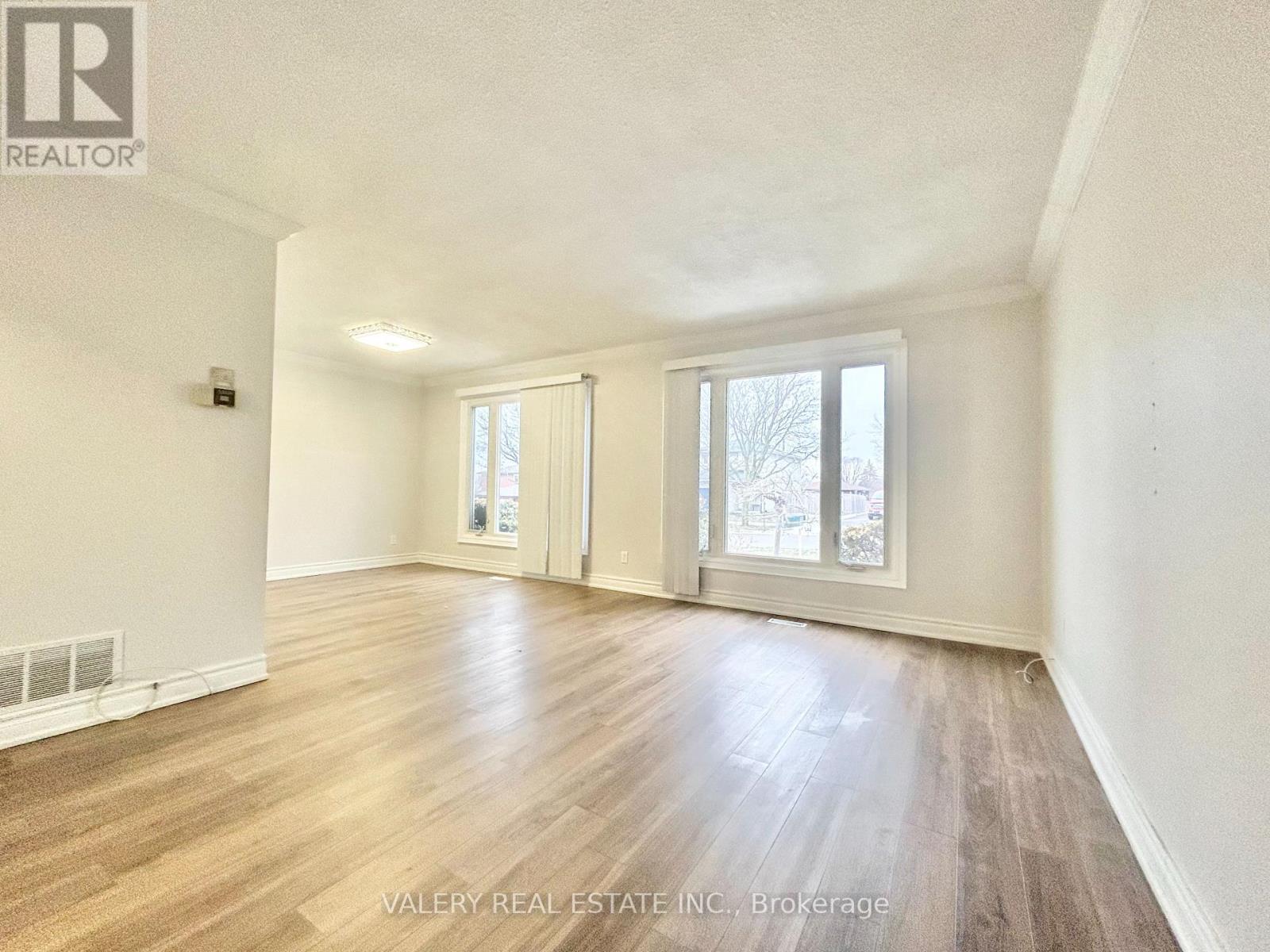 Main - 69 Maplegrove Avenue, Bradford West Gwillimbury (Bradford), Ontario  L3Z 1R9 - Photo 6 - N13134266