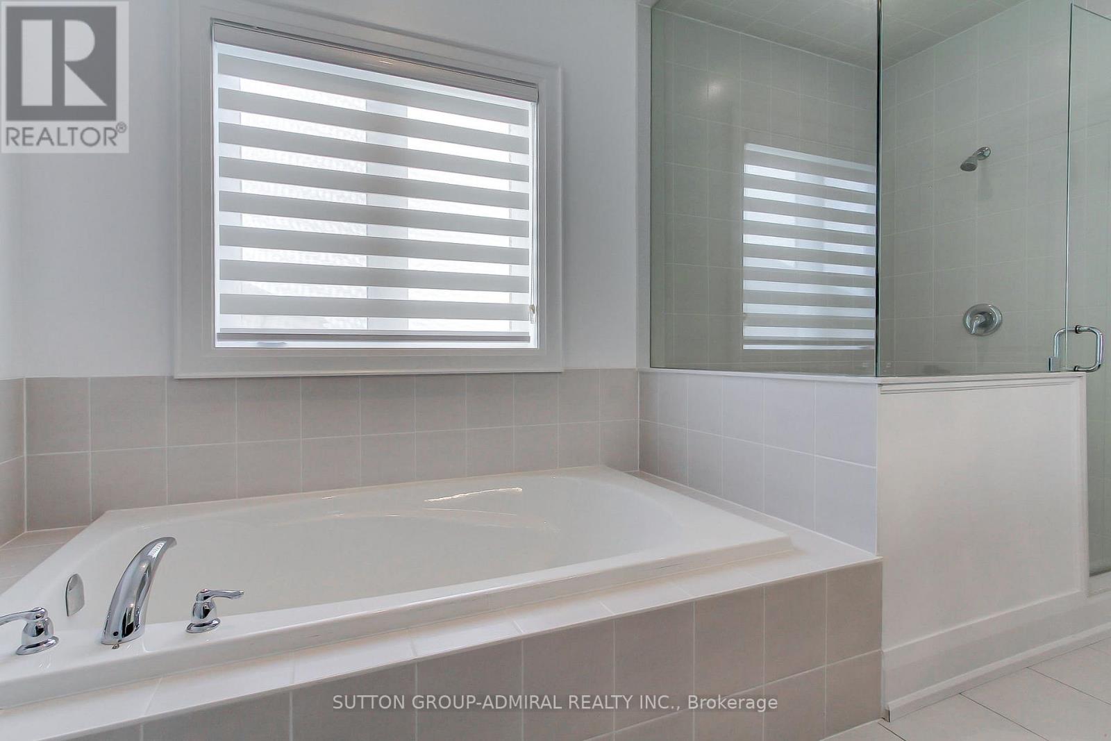 249 Inverness Way, Bradford West Gwillimbury (Bradford), Ontario  L3Z 0W7 - Photo 22 - N13134322