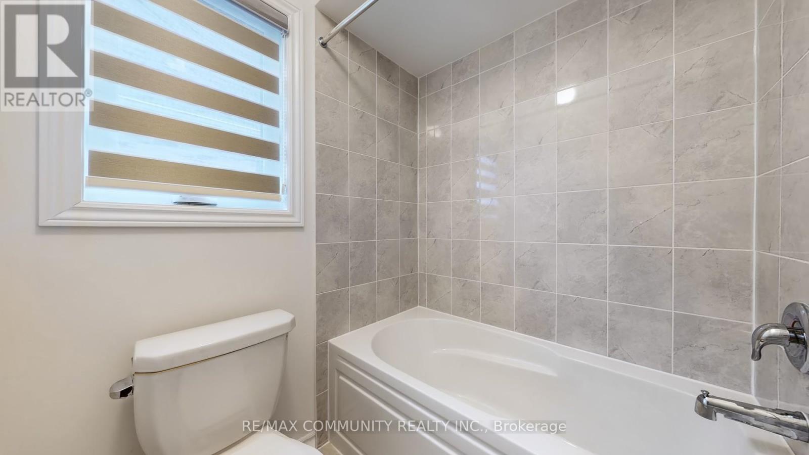 63 English Drive E, New Tecumseth (Beeton), Ontario  L0G 1A0 - Photo 34 - N13134388