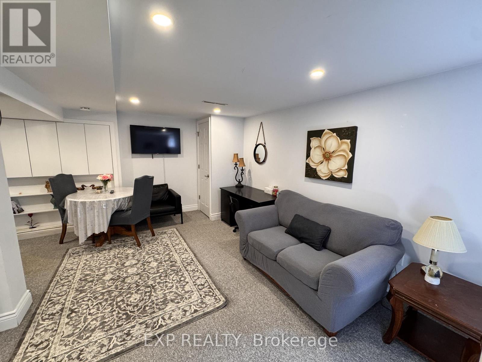 16 Haida Drive, Aurora, Ontario  L4G 3C7 - Photo 1 - N13134424