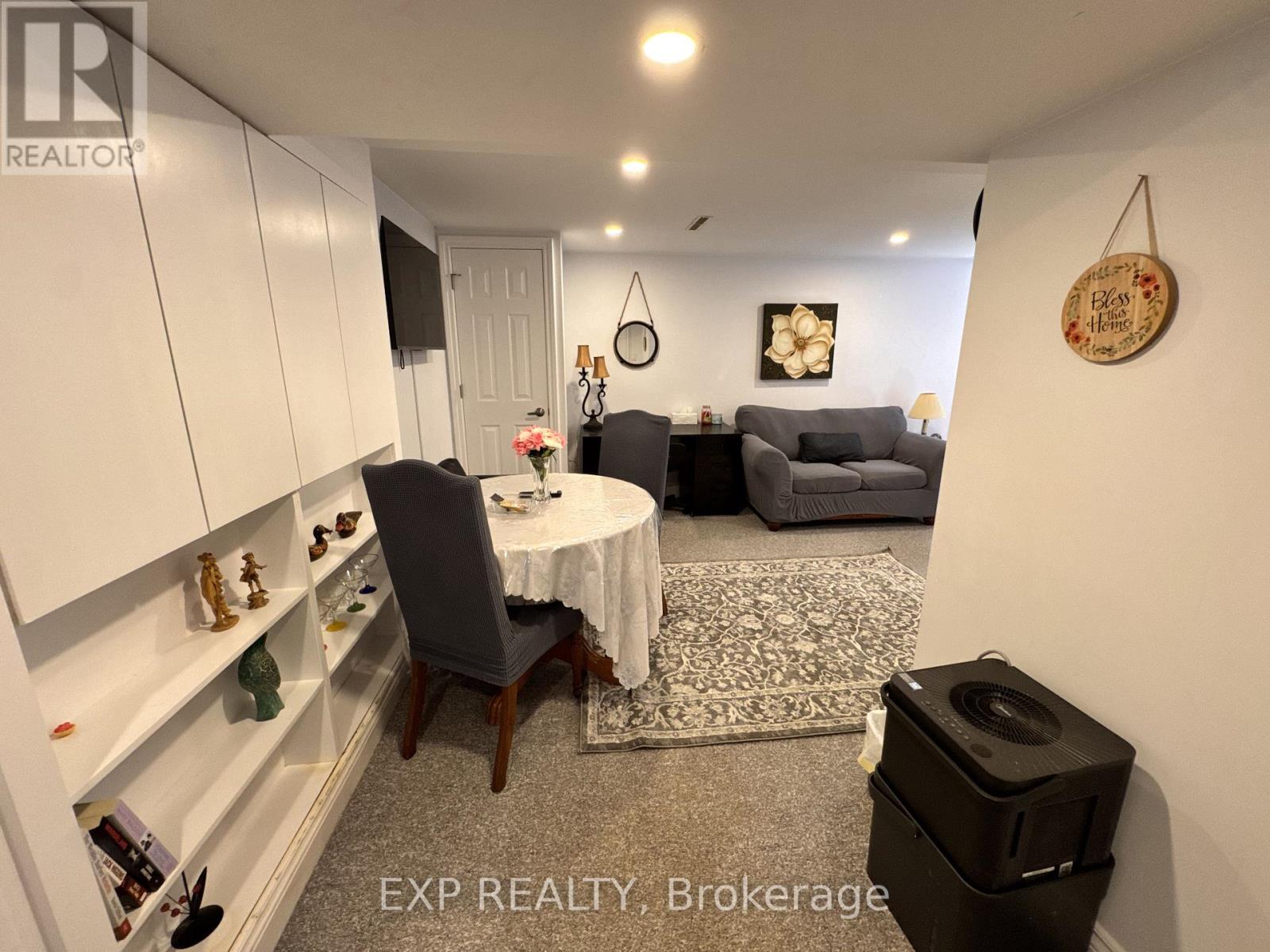 16 Haida Drive, Aurora, Ontario  L4G 3C7 - Photo 10 - N13134424